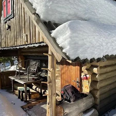 Stern Cabin Chalet