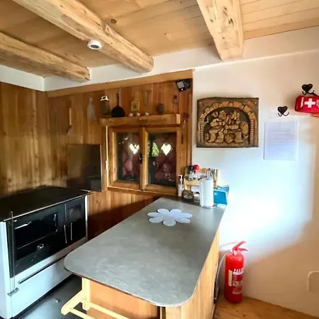 Chalet Stern Cabin